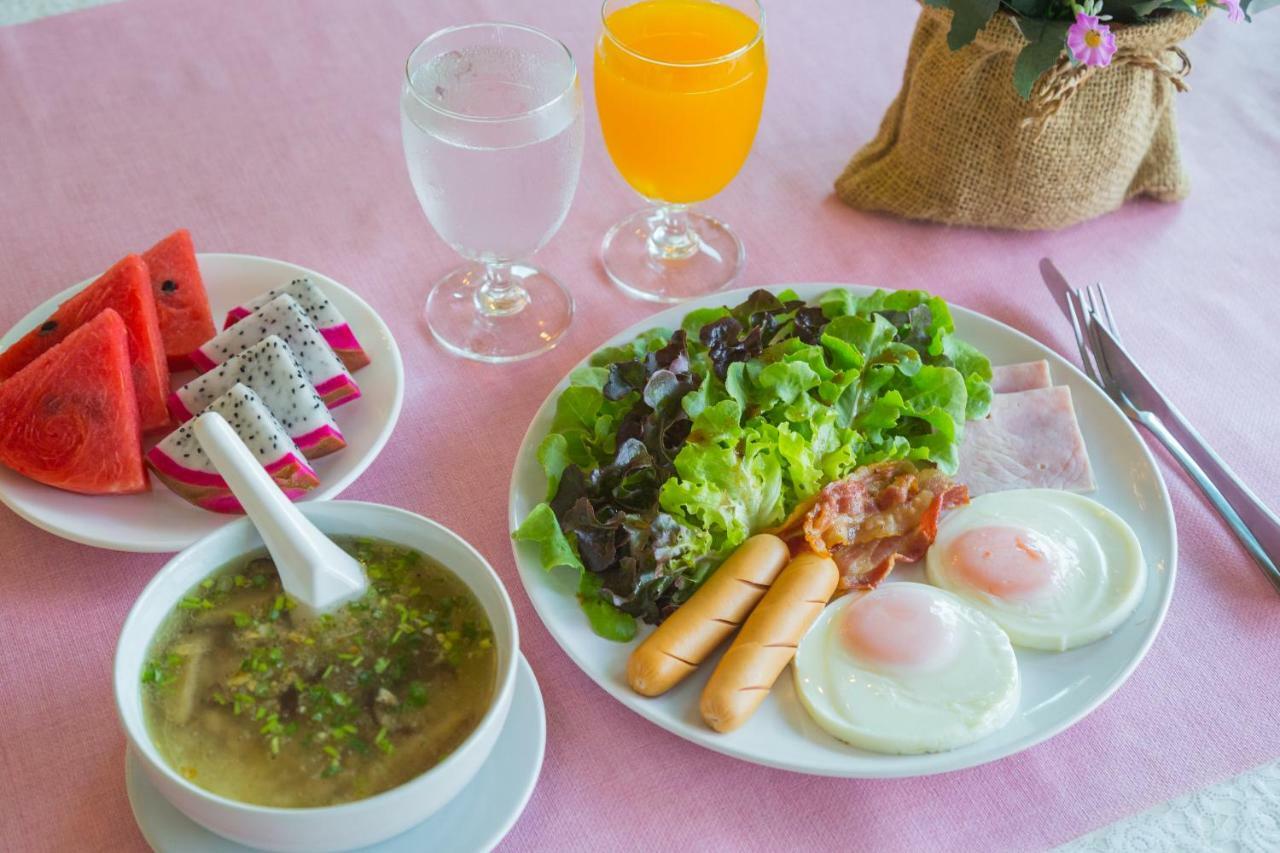 Villa Reina Resort Nong Nam Daeng Exteriör bild